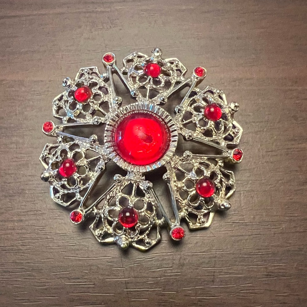Sarah Coventry "Serenade" Starburst Brooch